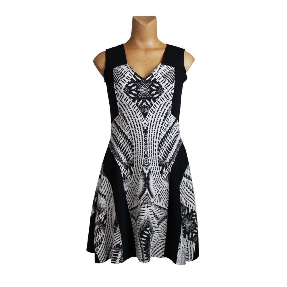 Le Lis Blanc Abstract Print Swing Dress